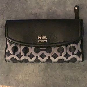 Coach Wallet Like New Black